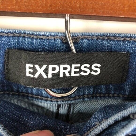 2/$30 Express Medium Wash Grommet Distressed High Rise Stretch Skinny Jeans - Picture 8 of 11